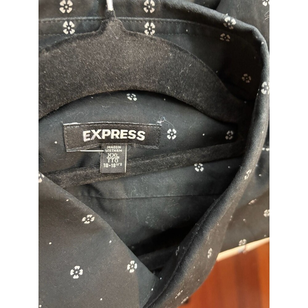 Express XXL 18-18.5 neck men’s black w white Floral Pattern dress shirt
